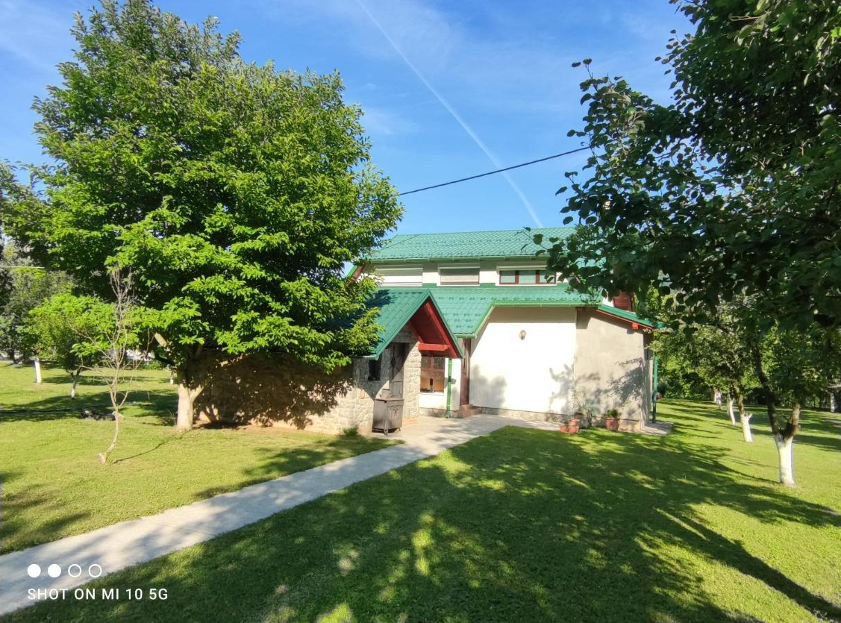 Mila Holiday Home Lohovo Exteriör bild
